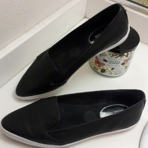 Michael Kors- Black "Olive" Leather Sneakers